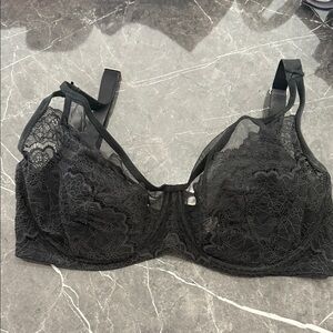 Victoria’s Secret minimizer bra